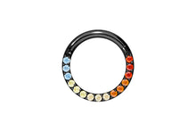 Laden Sie das Bild in den Galerie-Viewer, Titan Clicker Ring Eingefasste Regenbogen Kristalle piercinginspiration®