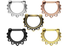 Laden Sie das Bild in den Galerie-Viewer, Septum Daith Clicker Multiple Spitzen piercinginspiration®