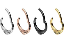 Laden Sie das Bild in den Galerie-Viewer, Amaya Septum Daith Clicker Ring piercinginspiration®