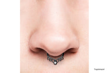 Laden Sie das Bild in den Galerie-Viewer, Oriental Kristall Septum Daith Clicker Ring piercinginspiration®