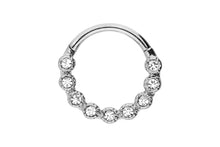 Laden Sie das Bild in den Galerie-Viewer, 9 Kristalle Clicker Ring piercinginspiration®