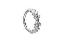 Laden Sie das Bild in den Galerie-Viewer, Blätterkranz Clicker Ring piercinginspiration®