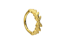 Laden Sie das Bild in den Galerie-Viewer, Blätterkranz Clicker Ring piercinginspiration®