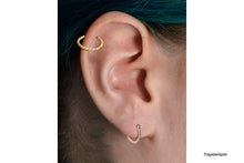 Upload the image to the gallery viewer, Clicker Ring Turned 18 Carat Gold piercinginspiration®