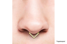 Upload the image to the gallery viewer, Spitz crystal septum Daith Clicker Ring V-shape piercinginspiration®