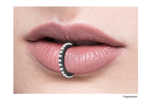 Clicker ring multiple pearls piercinginspiration®